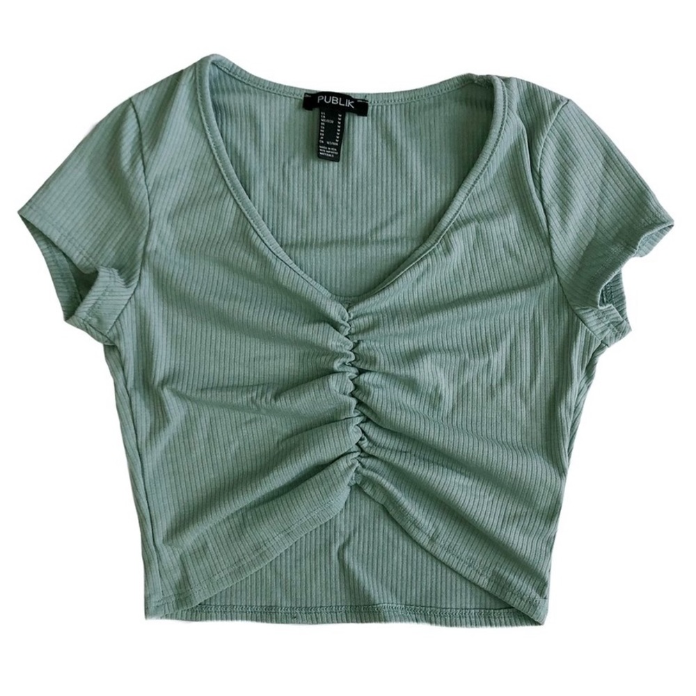 NWT Rusched Crop Tshirt!